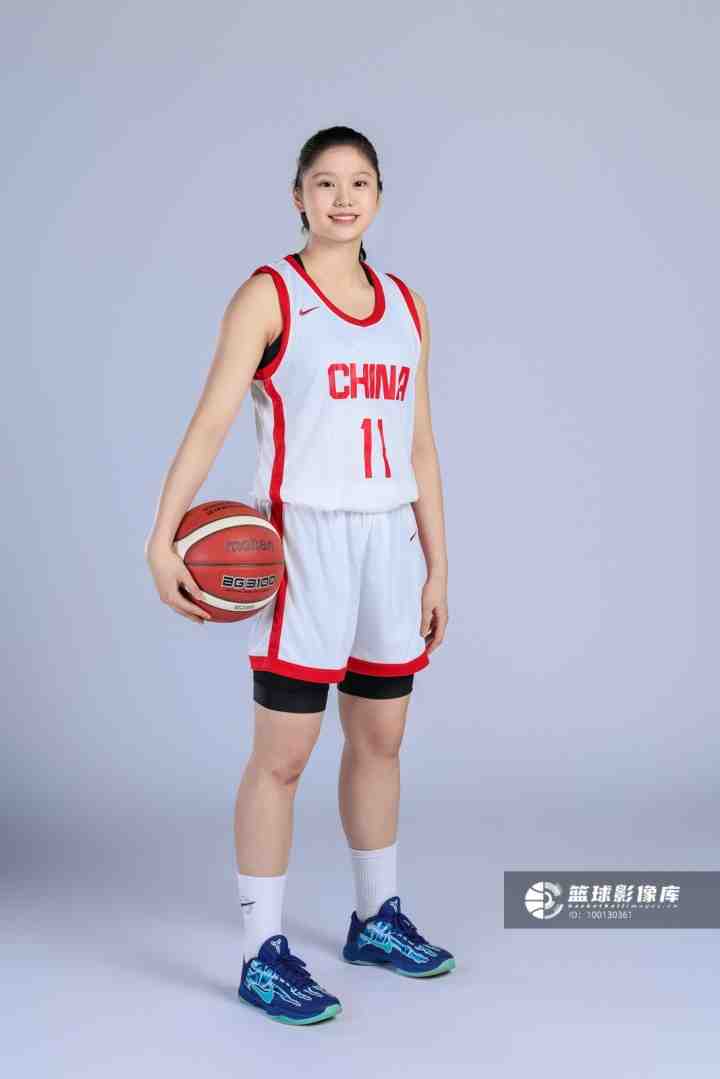 效率低！李沅珊23投仅7中拿16分 三分12中2&正负值-17